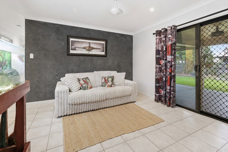 Photo - 11 Bellingham Crescent, Kirwan QLD 4817 - Image 6