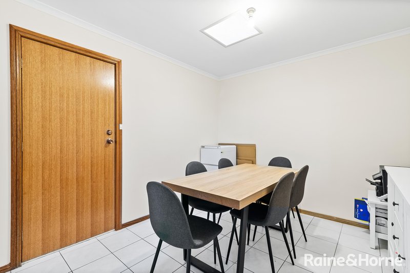 Photo - 11 Bennelong Court, Golden Grove SA 5125 - Image 7