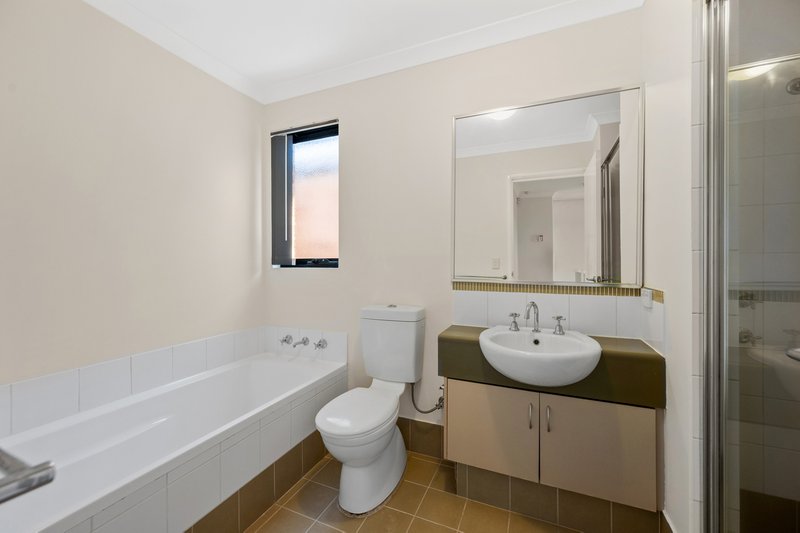 Photo - 11 Bent Street, Cannington WA 6107 - Image 5