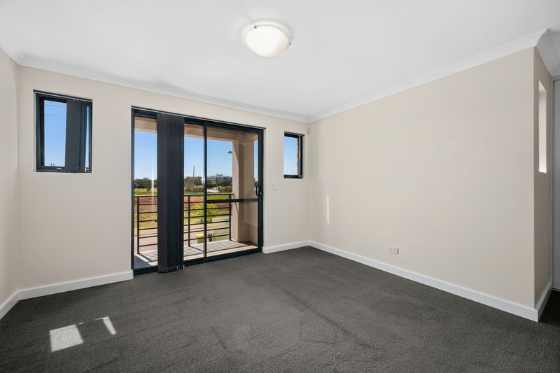 Photo - 11 Bent Street, Cannington WA 6107 - Image 22