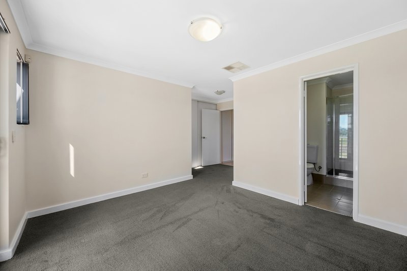 Photo - 11 Bent Street, Cannington WA 6107 - Image 24