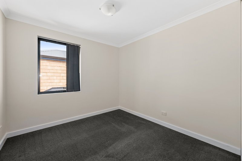 Photo - 11 Bent Street, Cannington WA 6107 - Image 27