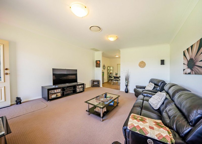 Photo - 11 Berber Road, Old Bar NSW 2430 - Image 4