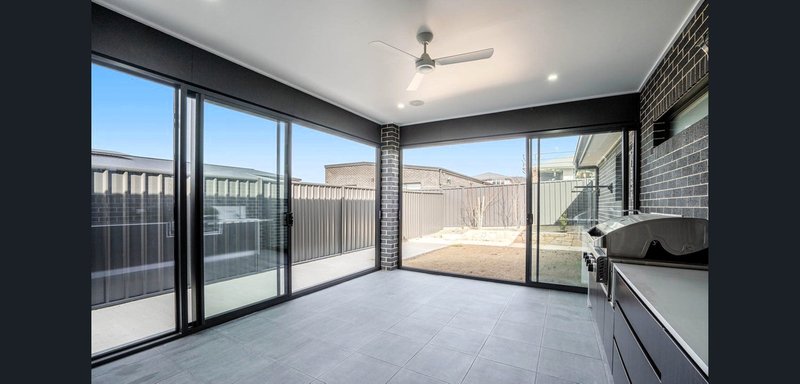 Photo - 11 Berenice Street, Taylor ACT 2913 - Image 2