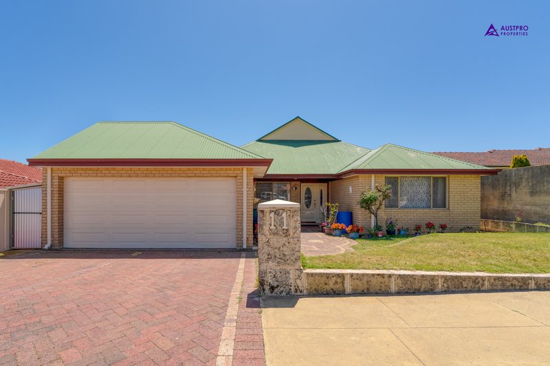 11 Berkley Road, Marangaroo WA 6064