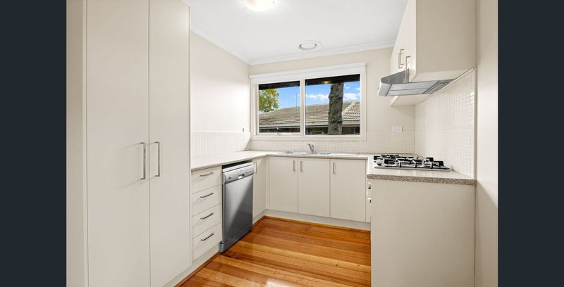 Photo - 11 Berringa Street, Frankston VIC 3199 - Image 3