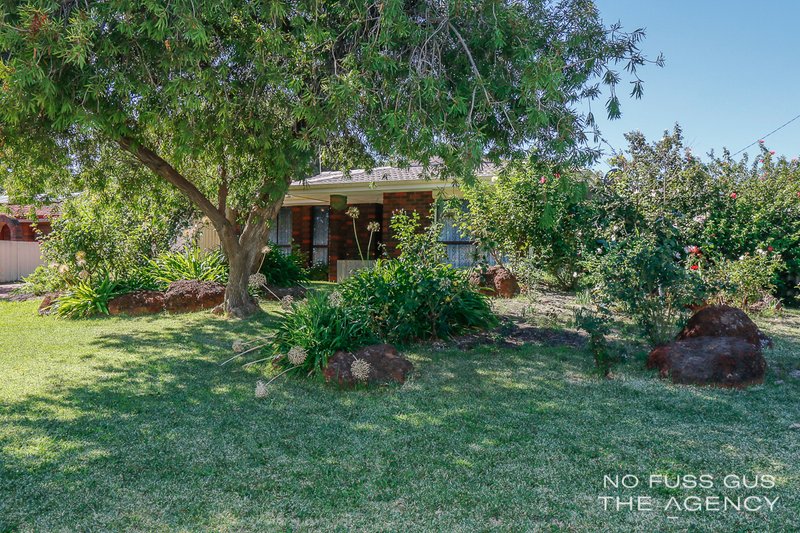 Photo - 11 Berwyn Road, Girrawheen WA 6064 - Image 23