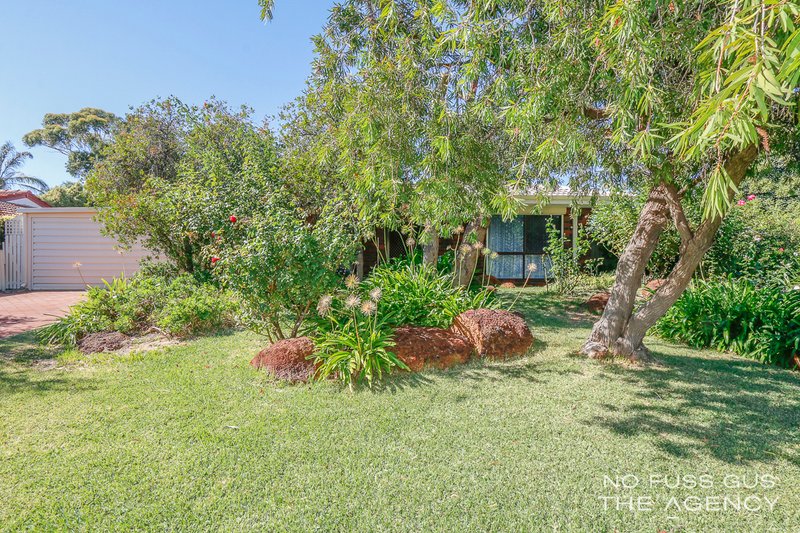 Photo - 11 Berwyn Road, Girrawheen WA 6064 - Image 26