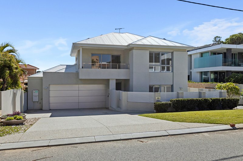 Photo - 11 Bettles Street, Marmion WA 6020 - Image 1