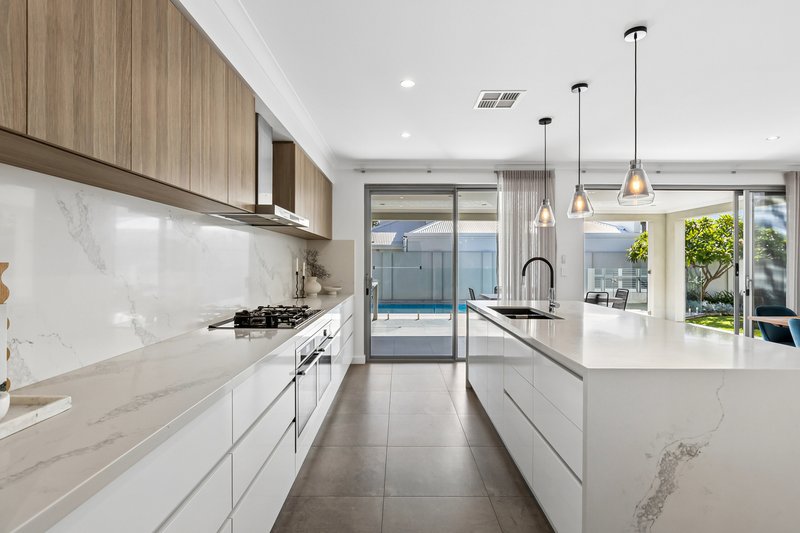 Photo - 11 Bettles Street, Marmion WA 6020 - Image 11