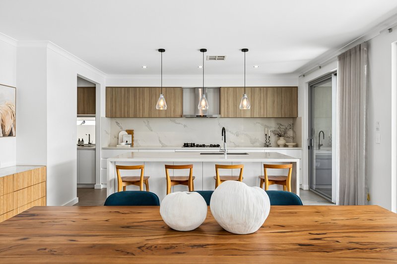 Photo - 11 Bettles Street, Marmion WA 6020 - Image 13