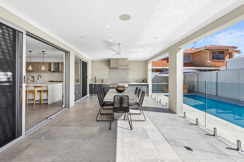 Photo - 11 Bettles Street, Marmion WA 6020 - Image 16