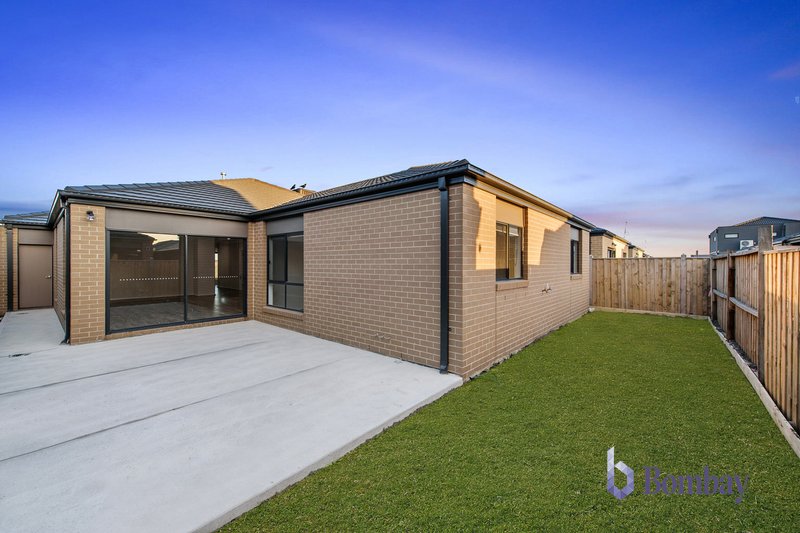 Photo - 11 Bianca Street, Wollert VIC 3750 - Image 12