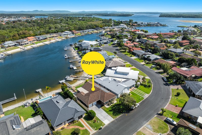 11 Binnacle Court, Yamba NSW 2464