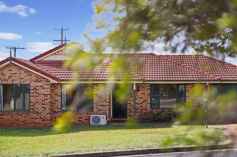 Photo - 11 Birch Court, Darling Heights QLD 4350 - Image 1