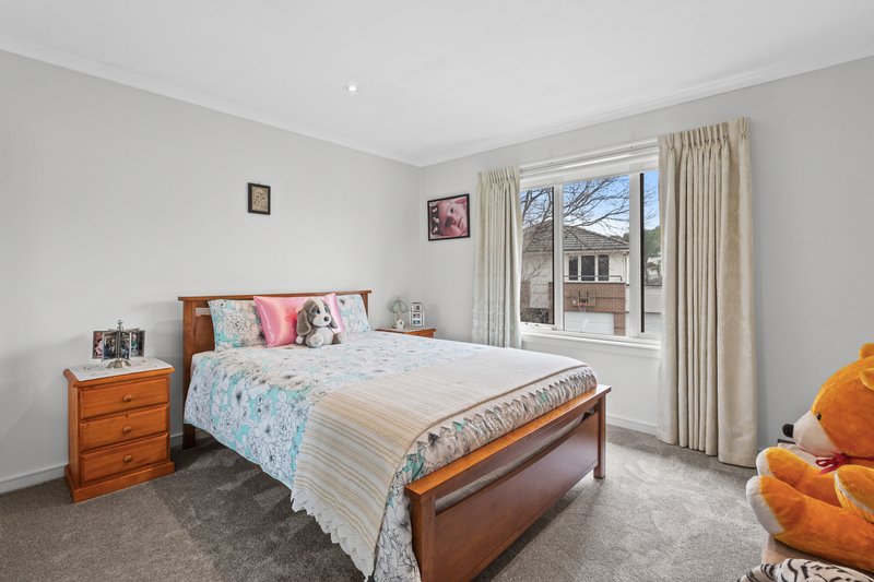 Photo - 11 Birkdale Avenue, Heatherton VIC 3202 - Image 11