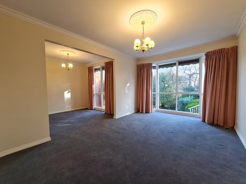 Photo - 1/1 Birtles Street, Balwyn VIC 3103 - Image 3