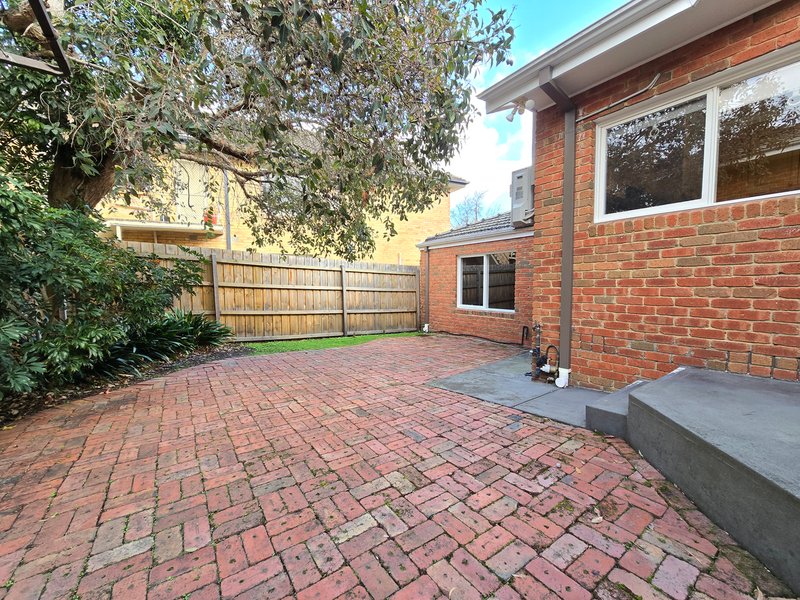 Photo - 1/1 Birtles Street, Balwyn VIC 3103 - Image 7