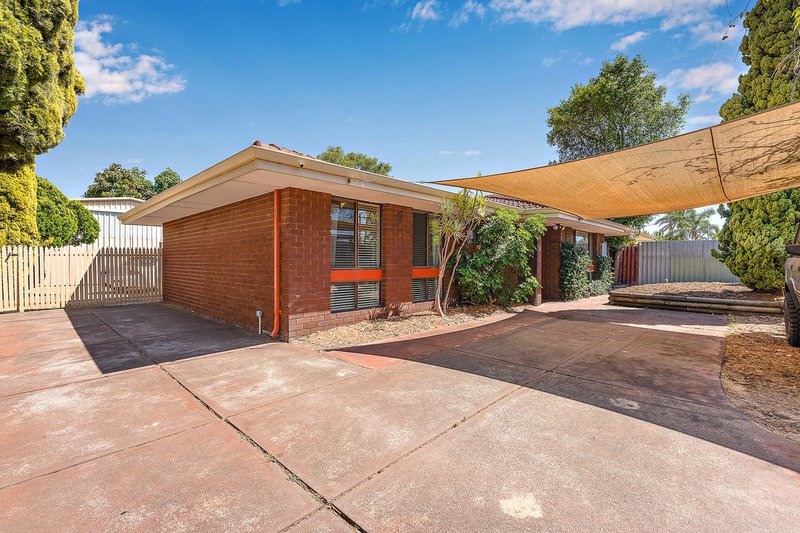 11 Blackmore Avenue, Girrawheen WA 6064