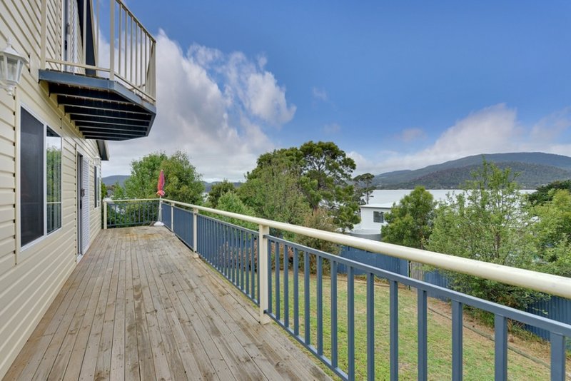 Photo - 11 Blackwood Court, White Beach TAS 7184 - Image 2