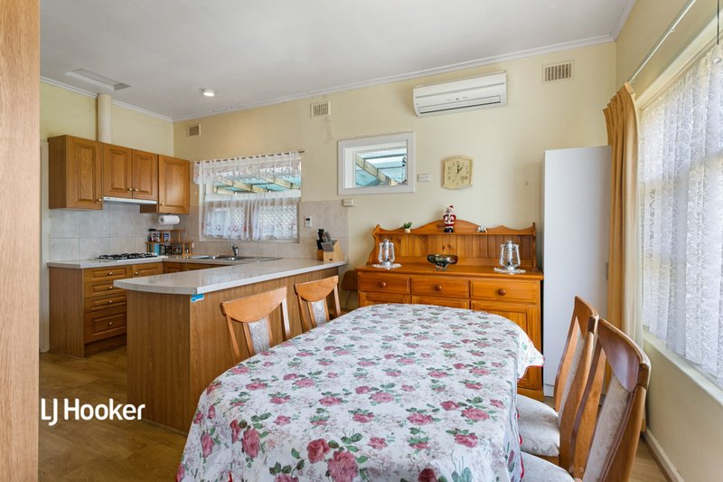 Photo - 11 Blairgowrie Avenue, Edwardstown SA 5039 - Image 8