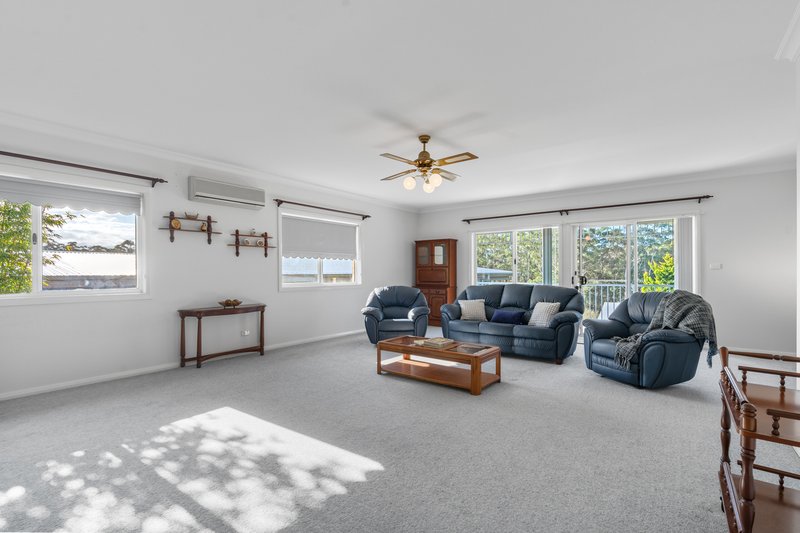 Photo - 11 Blake Place, Narrawallee NSW 2539 - Image 11