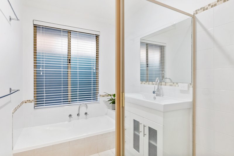 Photo - 11 Blakers Ridge, Winthrop WA 6150 - Image 15