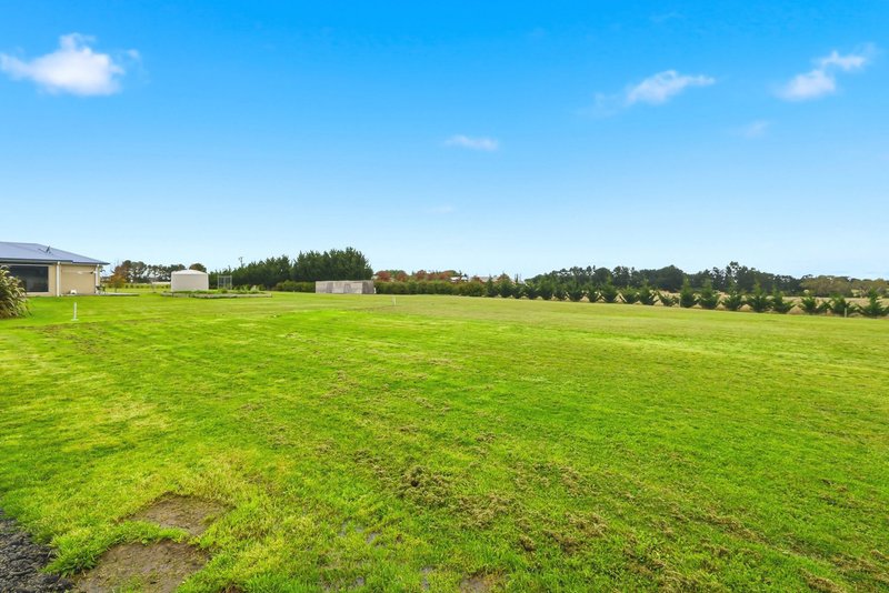 Photo - 11 Blakeville Road, Ballan VIC 3342 - Image 19
