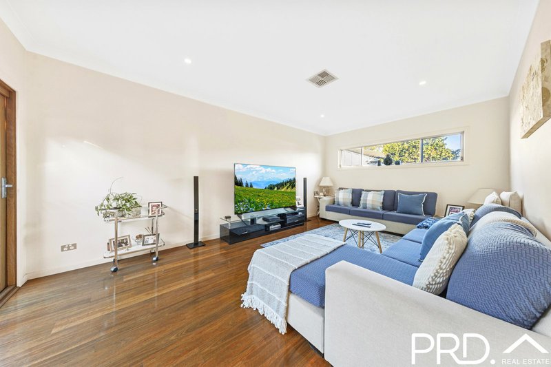 Photo - 11 Blanc Avenue, East Hills NSW 2213 - Image 5