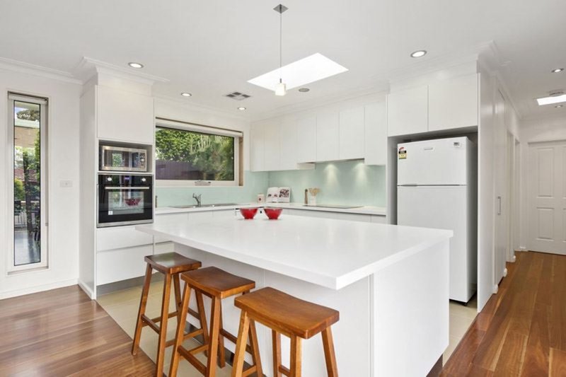 Photo - 11 Blenheim Avenue, Glen Waverley VIC 3150 - Image 3