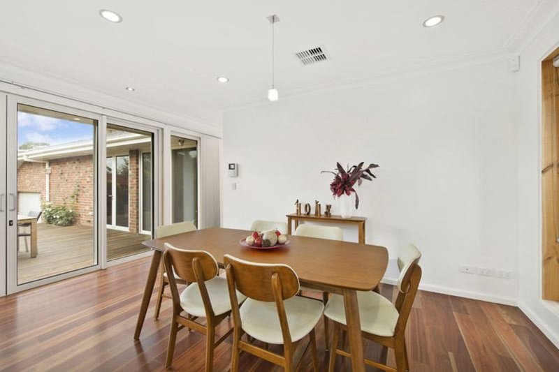 Photo - 11 Blenheim Avenue, Glen Waverley VIC 3150 - Image 4