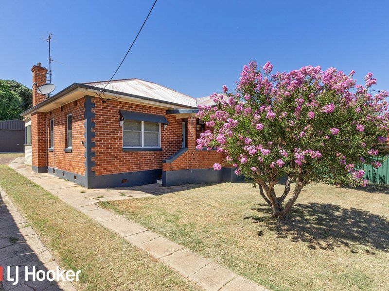 11 Bligh Street, North Tamworth NSW 2340