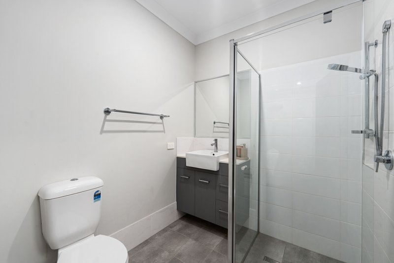 Photo - 11 Bloodwood Place, Carseldine QLD 4034 - Image 11