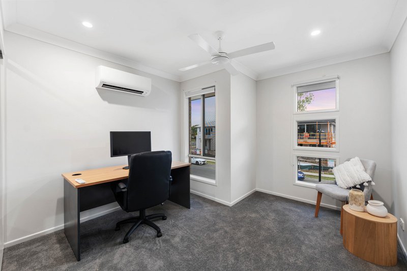 Photo - 11 Bloodwood Place, Carseldine QLD 4034 - Image 25