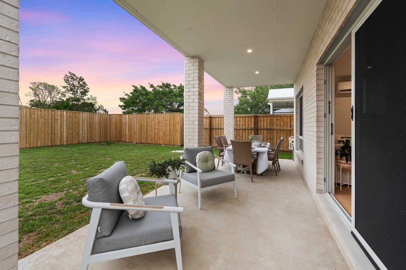 Photo - 11 Bloodwood Place, Carseldine QLD 4034 - Image 26