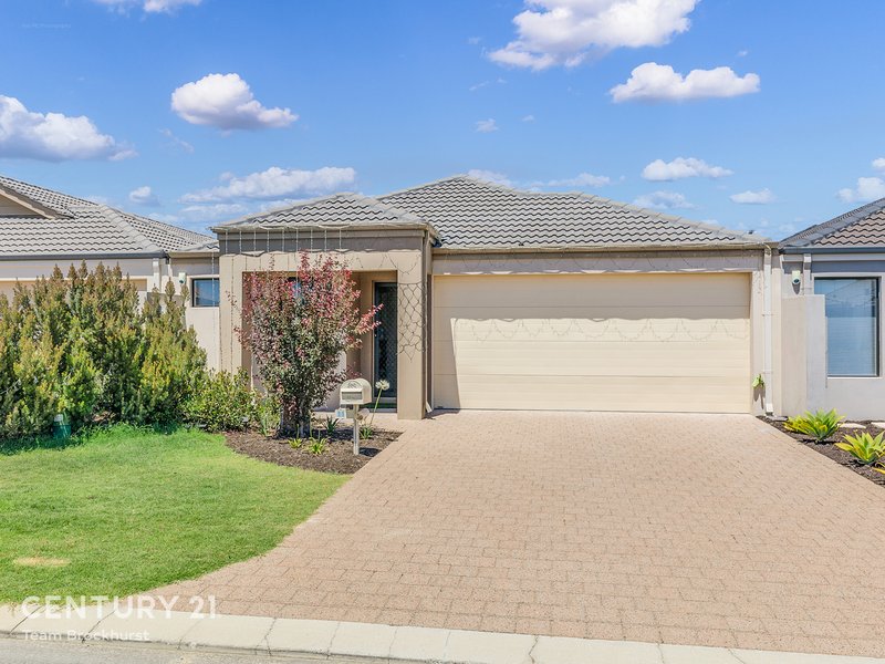 11 Blue Road, Canning Vale WA 6155