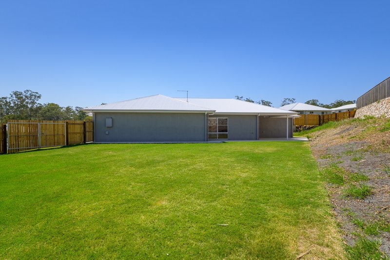 Photo - 11 Bluebell Court, Southside QLD 4570 - Image 16