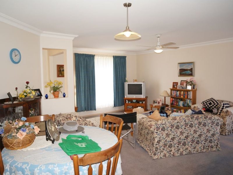 Photo - 11 Bluehaven Drive, Old Bar NSW 2430 - Image 2