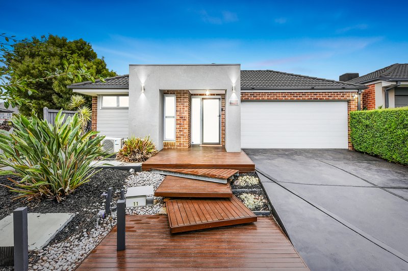 11 Bluemist Circuit, Lyndhurst VIC 3975