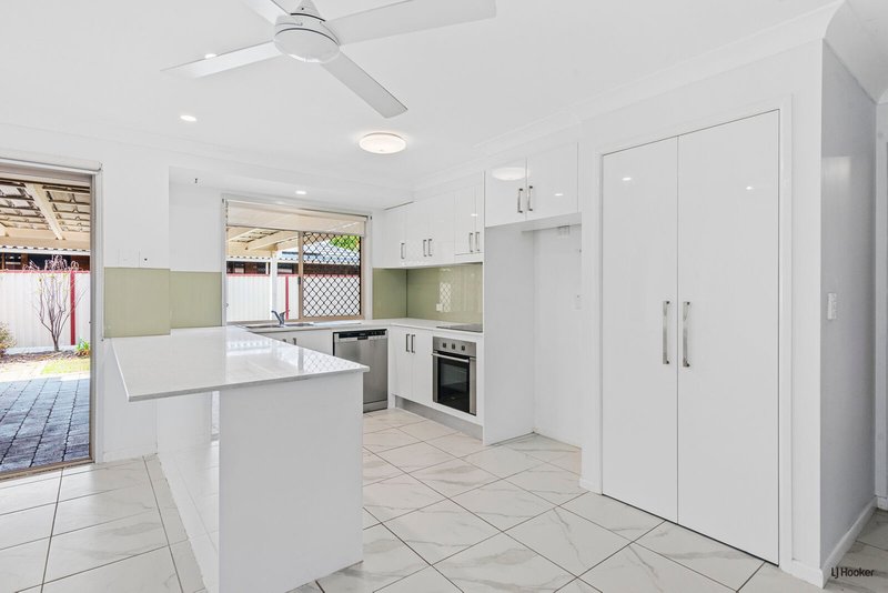 Photo - 11 Boab Street, Elanora QLD 4221 - Image 8