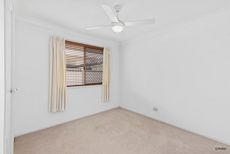 Photo - 11 Boab Street, Elanora QLD 4221 - Image 11