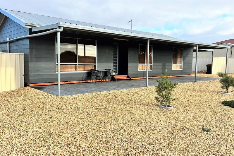 Photo - 11 Bolton Place, Tailem Bend SA 5260 - Image 5