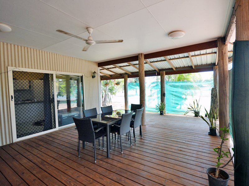 Photo - 1/1 Bombax Ct , Nanum QLD 4874 - Image 3