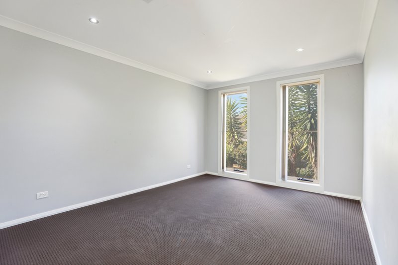 Photo - 11 Bond Street, Ropes Crossing NSW 2760 - Image 2