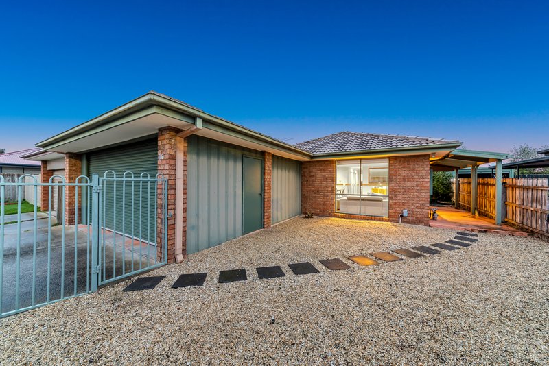 Photo - 11 Boomerang Court, Narre Warren South VIC 3805 - Image 4