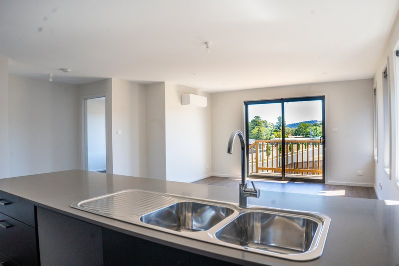 Photo - 1/1 Borrowdale Way, Sorell TAS 7172 - Image 2