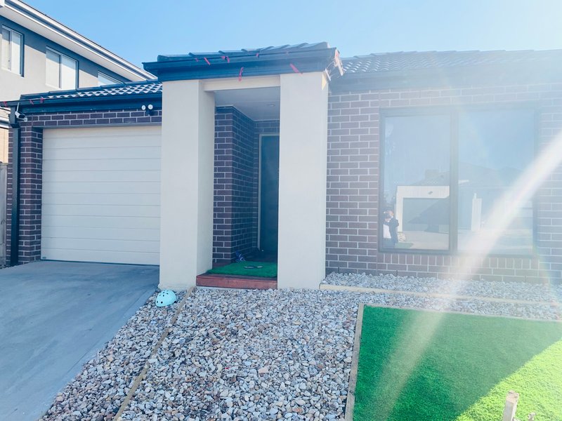 11 Bostock Drive, Tarneit VIC 3029