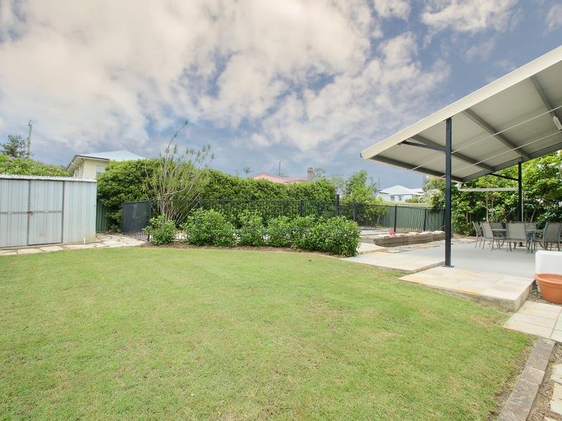 Photo - 11 Bostock Street, Newtown QLD 4305 - Image 3