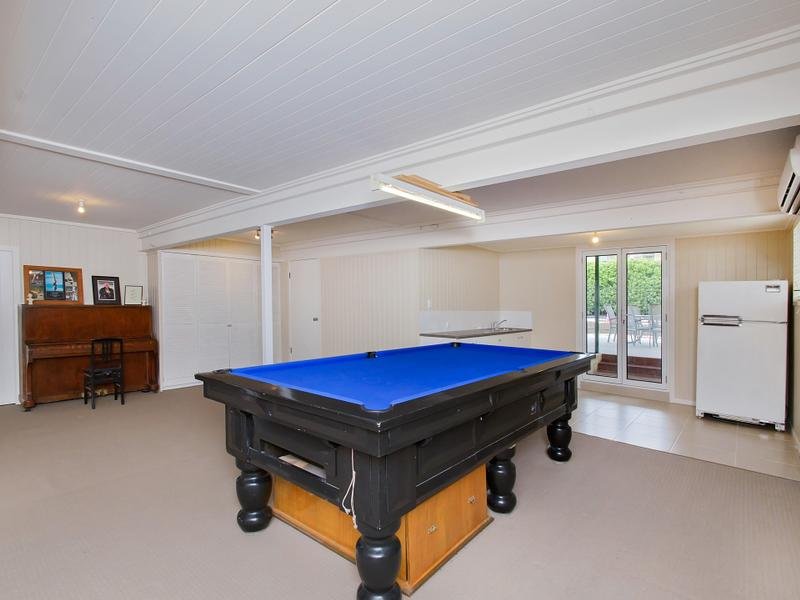 Photo - 11 Bostock Street, Newtown QLD 4305 - Image 16