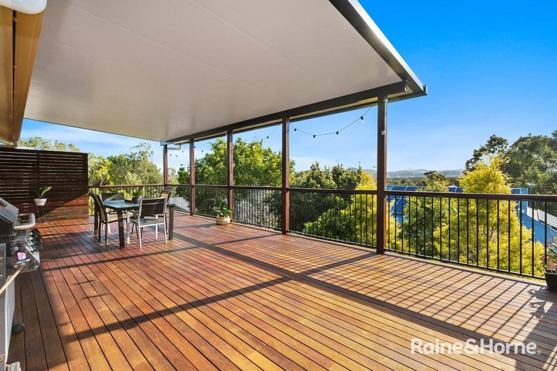 11 Bottlebrush Drive, Pottsville NSW 2489